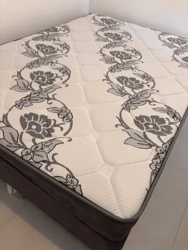 Cama Box Casal Gazin Verus - Muito conservada - Pouquíssimo Uso