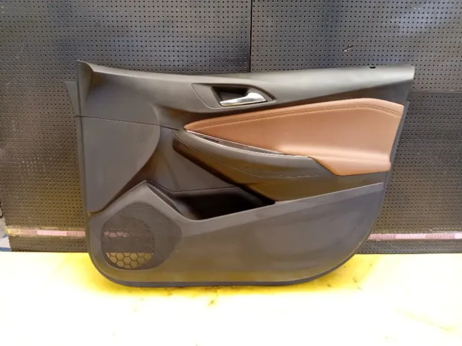 Forro Porta Dianteiro Direito Chevrolet Cruze Premier 2020