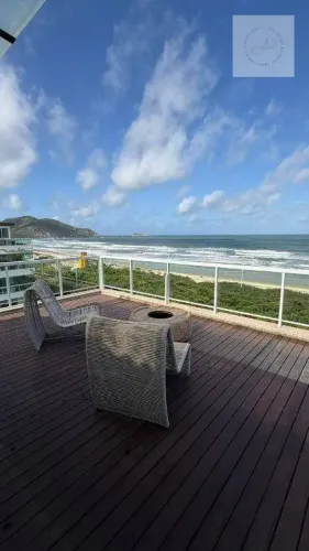 Cobertura com 5 suítes para alugar, 315 m² por R$ 33.657/mês - Praia do Santinho - Florian