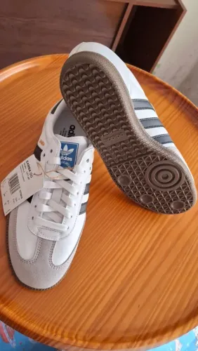 Tênis adidas original