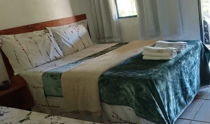 Alugo casa de roça no sítio (temporada) Santa Teresa ES - 2,5 km da Rua do Lazer 