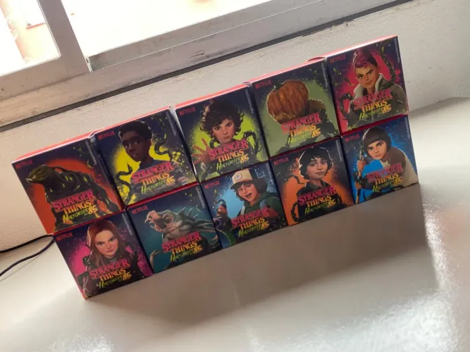Coleção Stranger Things 85 Anos McDonald?s - Completa