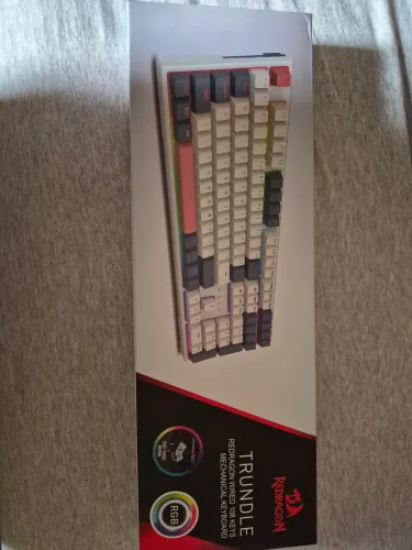 Teclado mecânico reddragon 