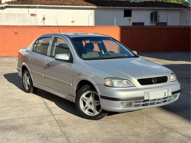 Chevrolet Astra Sedan 2.0/cd/ Expres.gls 2.0 8V 4P 2002
