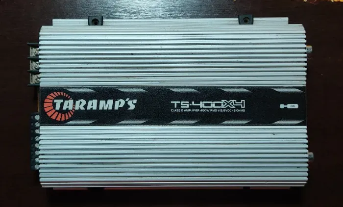 Módulo Taramps TS-400X4 / 400W RMS 13,8VDC - 2OHMS