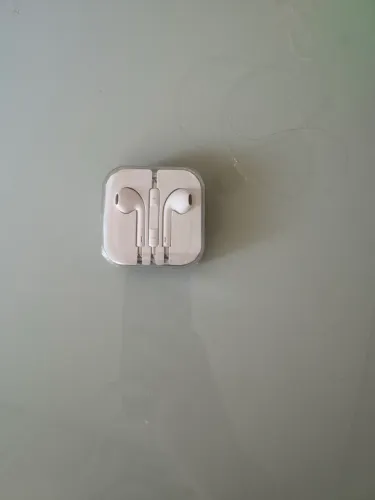 Fone de ouvido com fio 