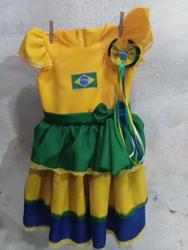 Vestido infantil do São João estilo copa Acompanhado Laço 