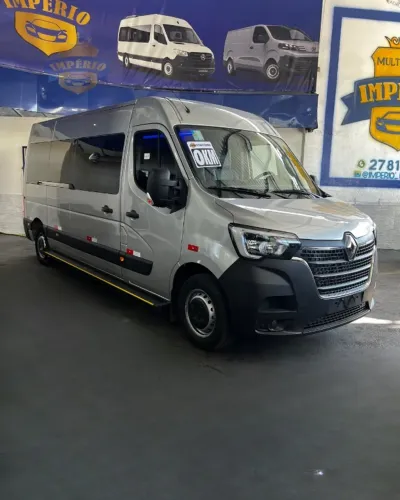 Renault Master 2.3 DCI Executive Longo 16L Dies 2027