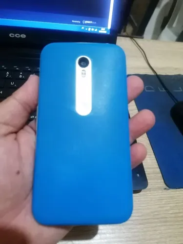 Celular motorola 16g