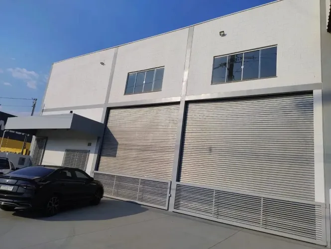 Imóvel para aluguel possui 581 metros quadrados em Moinho dos Ventos - Goiânia - GO