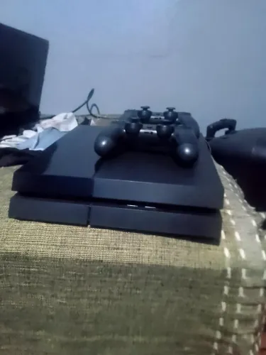 Vendo ps4 sem nenhum defeito