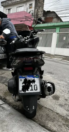 Honda pcx 160 2023/2024 com apenas 13 mil km
