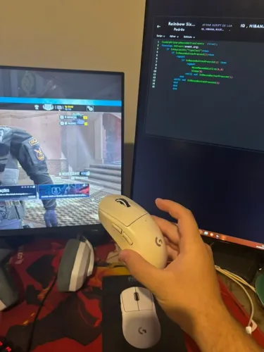Mouse Gamer Sem Fio Logitech G PRO X SUPERLIGHT - LIGHTSPEED, 63g, HERO 25K