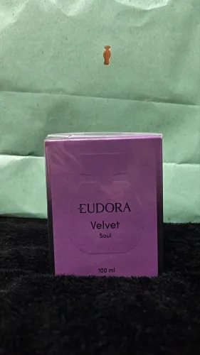 Perfume eudora