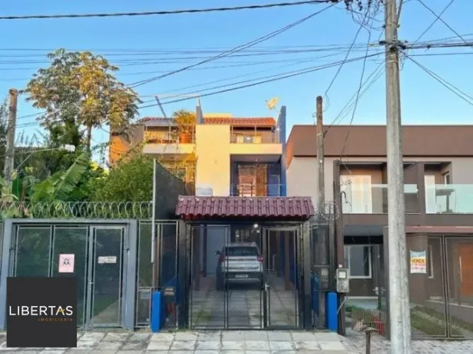 Casa 3 dormitórios à venda Guarujá Porto Alegre/RS