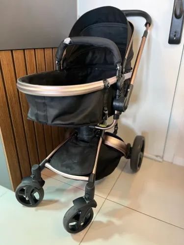 Carrinho de bebê Dizieco Vulkan 360 + bebê conforto + moises 