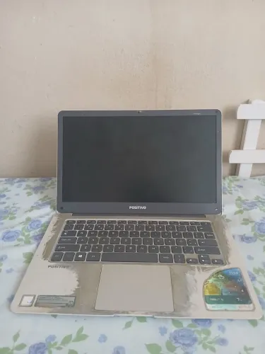 Notebook Positivo Motion Q232A - Retirada de peças