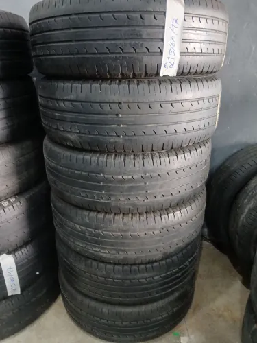 Pneus 215/60/17 marca. Goodyear