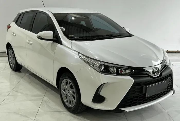 Toyota Yaris XLS Connect 1.5 Flex 16V 5P AUT 2023