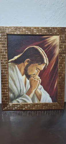 Quadro Jesus Cristo Em Oração 46cmx36cm Com Moldura Dourada - Uberlândia