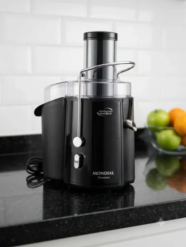 Centrífuga de Frutas Mondial Juicer Black Premium 800W - Potente e Prática