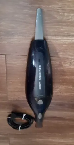 Aspirador de pó automotivo 220V