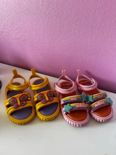 Mini Melissa tam 25, 2 pares