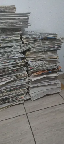 VENDO JORNAL NOVO E USADO POR KILO ($15,00 O KILO)