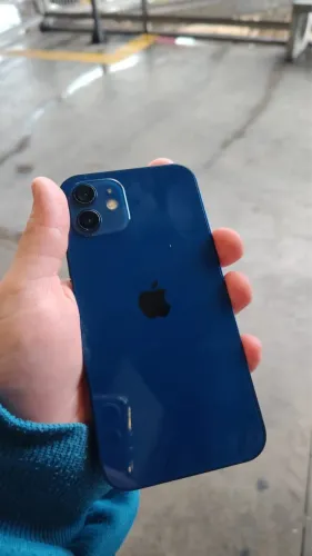 Vendo iPhone 12 azul 64gb semi novo conservado