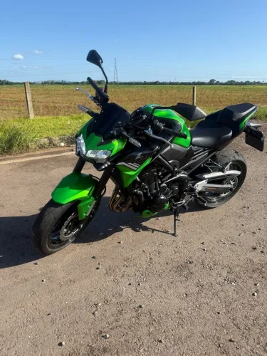 O P O R T U N I D A D E Kawasaki Z900 ano 2021 zerada