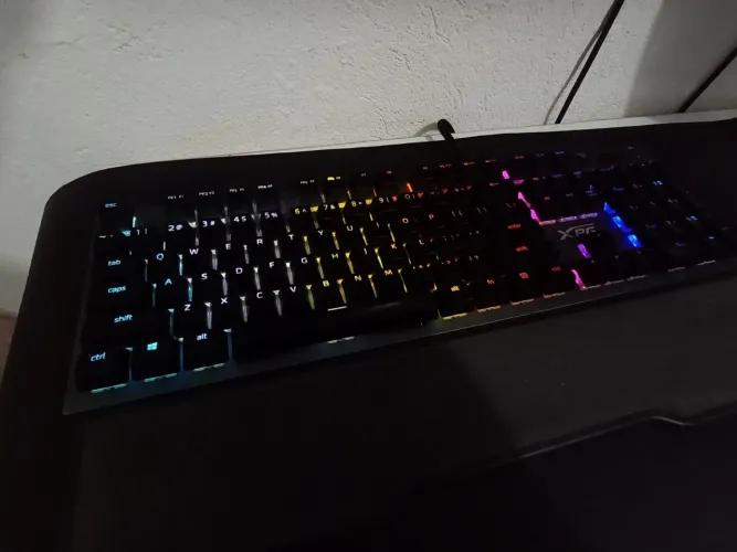 VENDO TECLADO E MOUSE GAMER