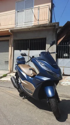 PCX 160 DLX ABS