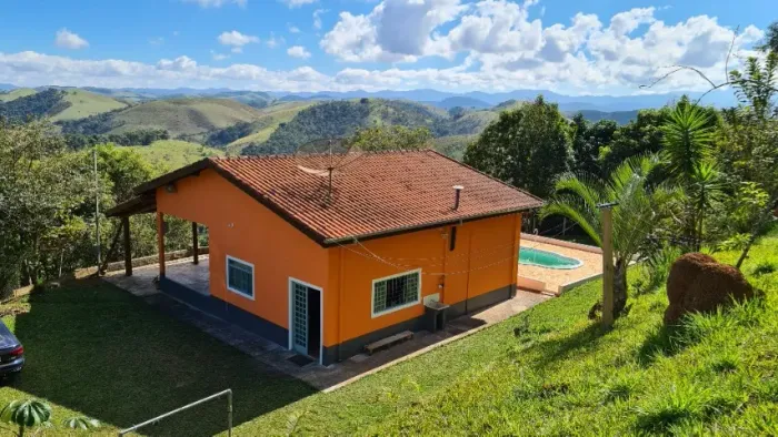 Chacara formada em SJC com 4.000 m2