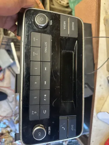 radio nissan original