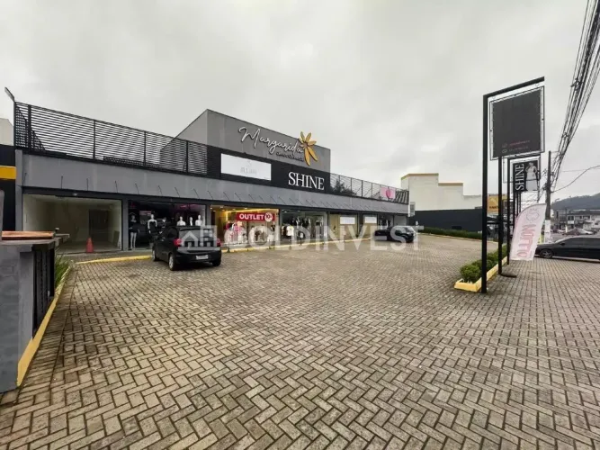 Sala comercial com 50m² no bairro Santa Terezinha!!!