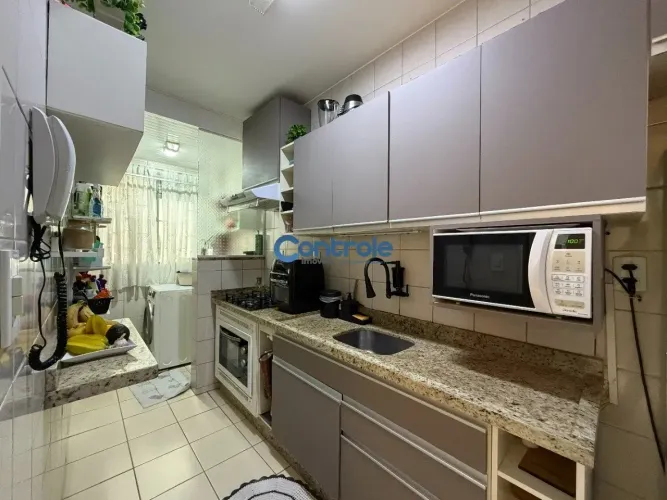 Imóvel para venda possui 47 metros quadrados com 2 quartos em Serraria - São José - SC