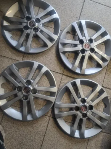 Vendo jogo de calotas para fiat argo