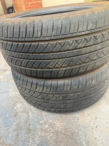 Pneus 215/50 R17