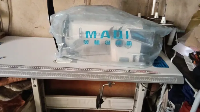 Máquina de costura ombro a ombro direct drive zerada