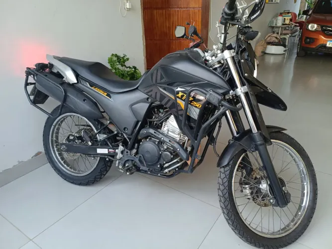 Lander linda, super conservada.