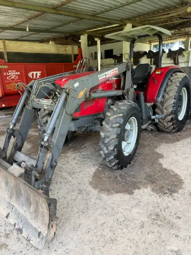 Trator Massey 4275 2010