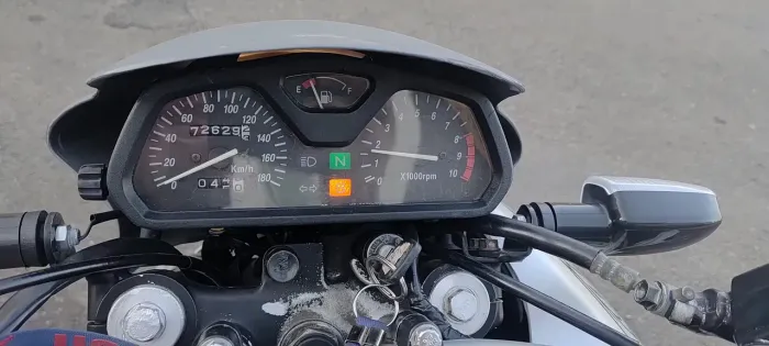 Moto falcon NX 400