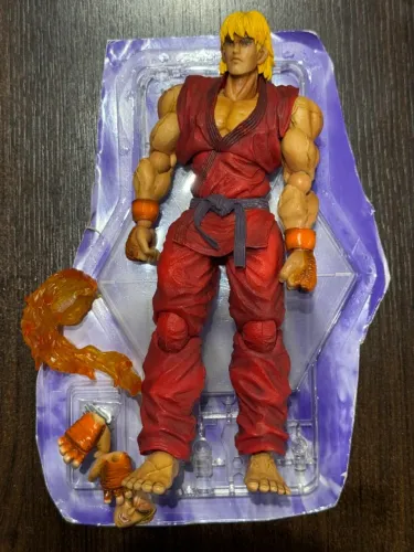 PLAY ARTS KAI STREET FIGHTER IV KEN