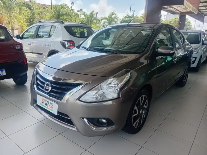 Nissan Versa SL 1.6 16V Flexstart 4P Aut. 2017