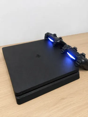 Ps4 slim (MUITO BARATO)