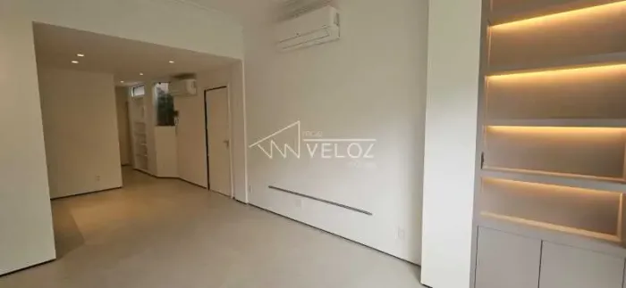 Apartamento : / Residencial / Lagoa