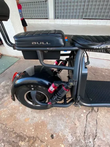 Scooter elétrica 