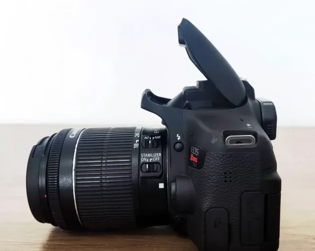 Câmera cânon T6i+ lente 18-55mm + lente 10-18mm + 2 baterias