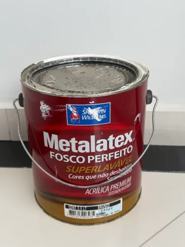 Vendo Tinta Branca Fosca Premium Metalatex