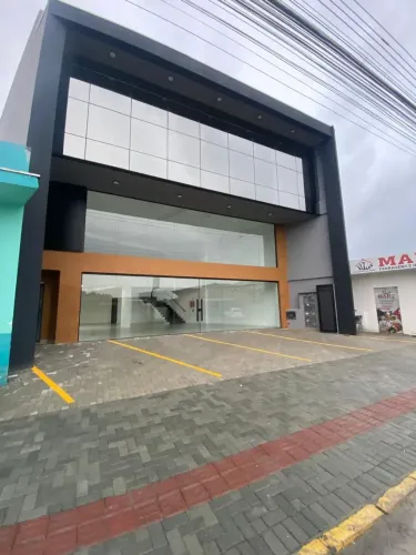 Sala Comercial para Locação  Excelente Visibilidade e Grande Potencial Comercial